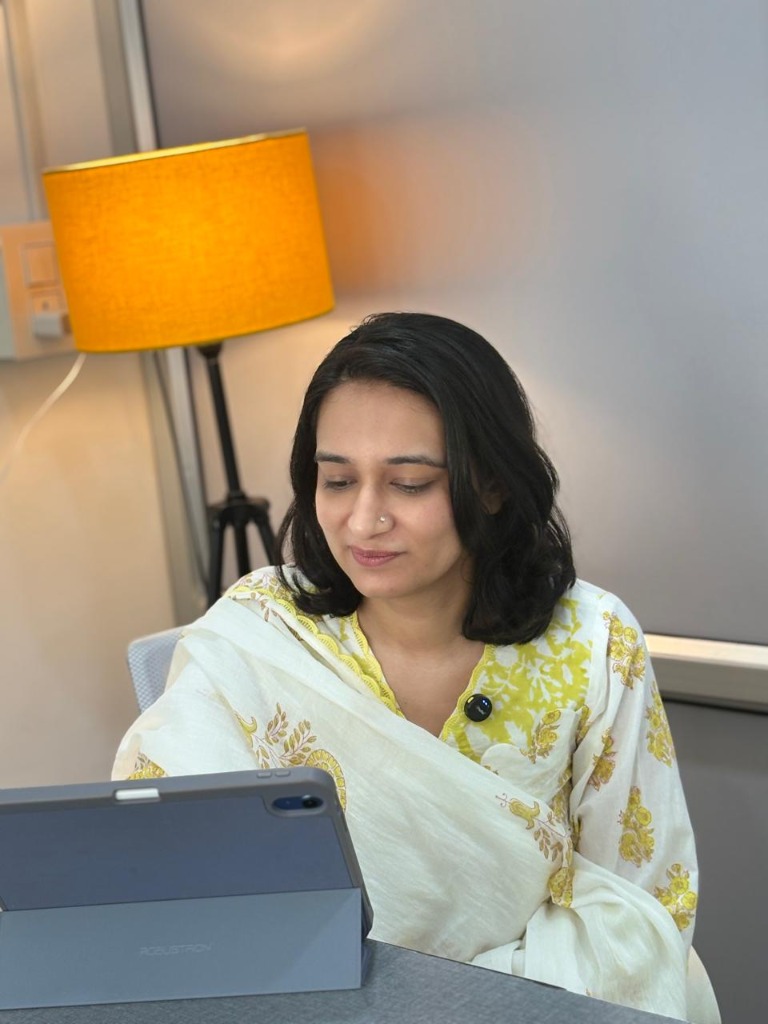 Dr. Tanveer Kaur at Aesthetic Aura clinic in Sri Muktsar Sahib